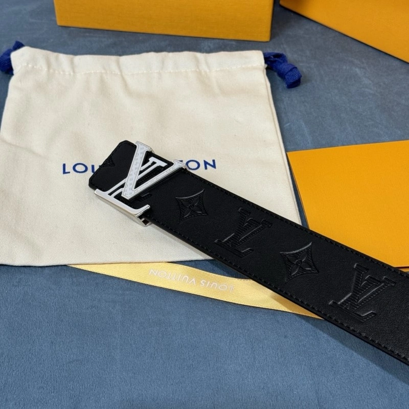 Stylish Louis Vuitton Belts 300845