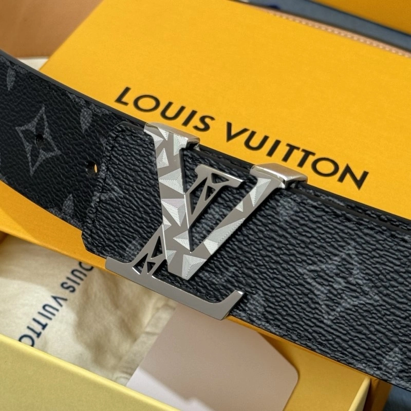 Comfortable Louis Vuitton Belts 300824