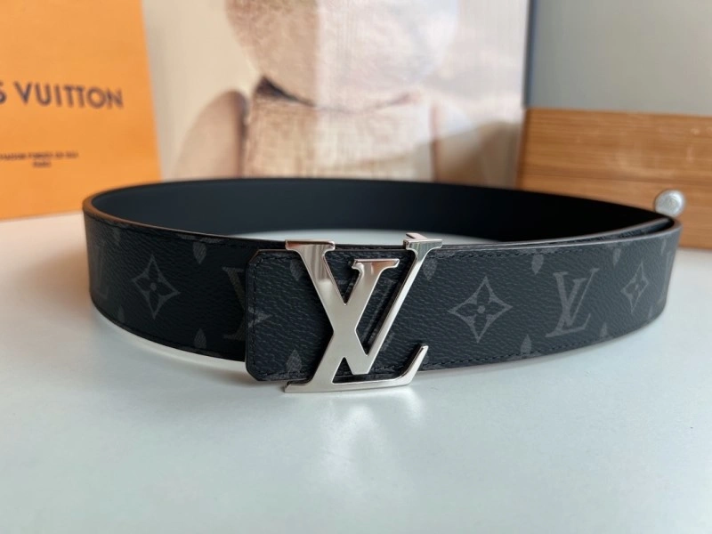 Sustainable Louis Vuitton Belts 300847