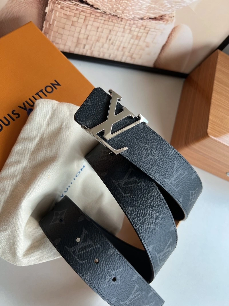 Sustainable Louis Vuitton Belts 300847