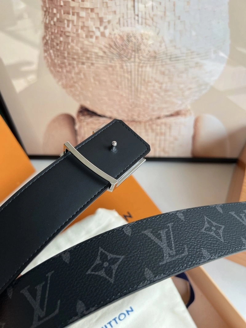 Sustainable Louis Vuitton Belts 300847