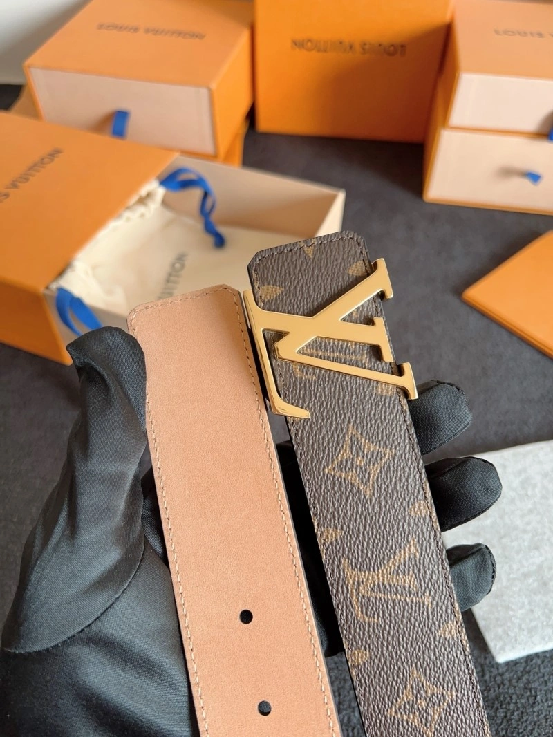 WaterResistant Louis Vuitton Belts 300839
