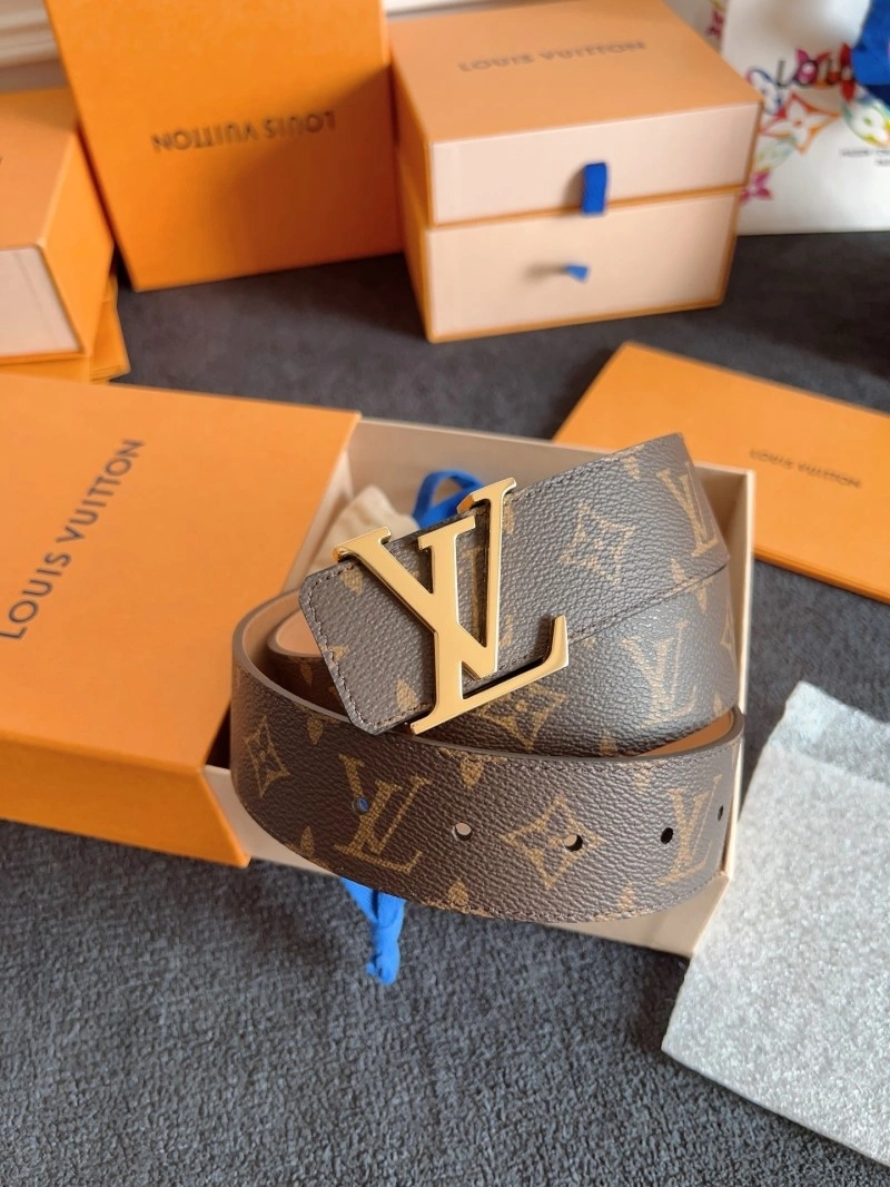WaterResistant Louis Vuitton Belts 300839