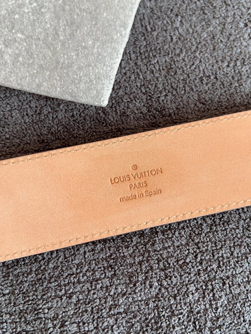WaterResistant Louis Vuitton Belts 300839