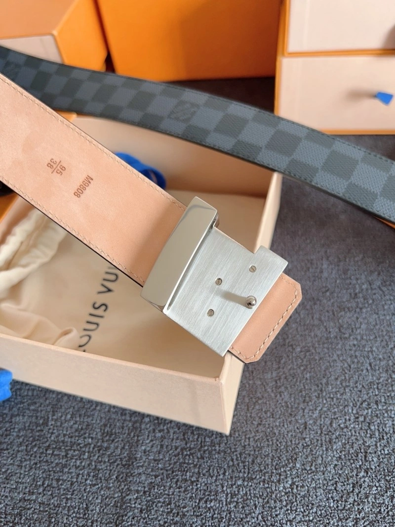 WaterResistant Louis Vuitton Belts 300828