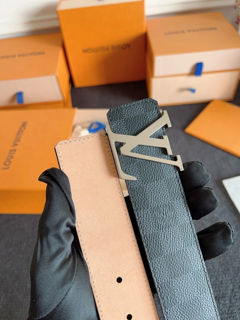 WaterResistant Louis Vuitton Belts 300828