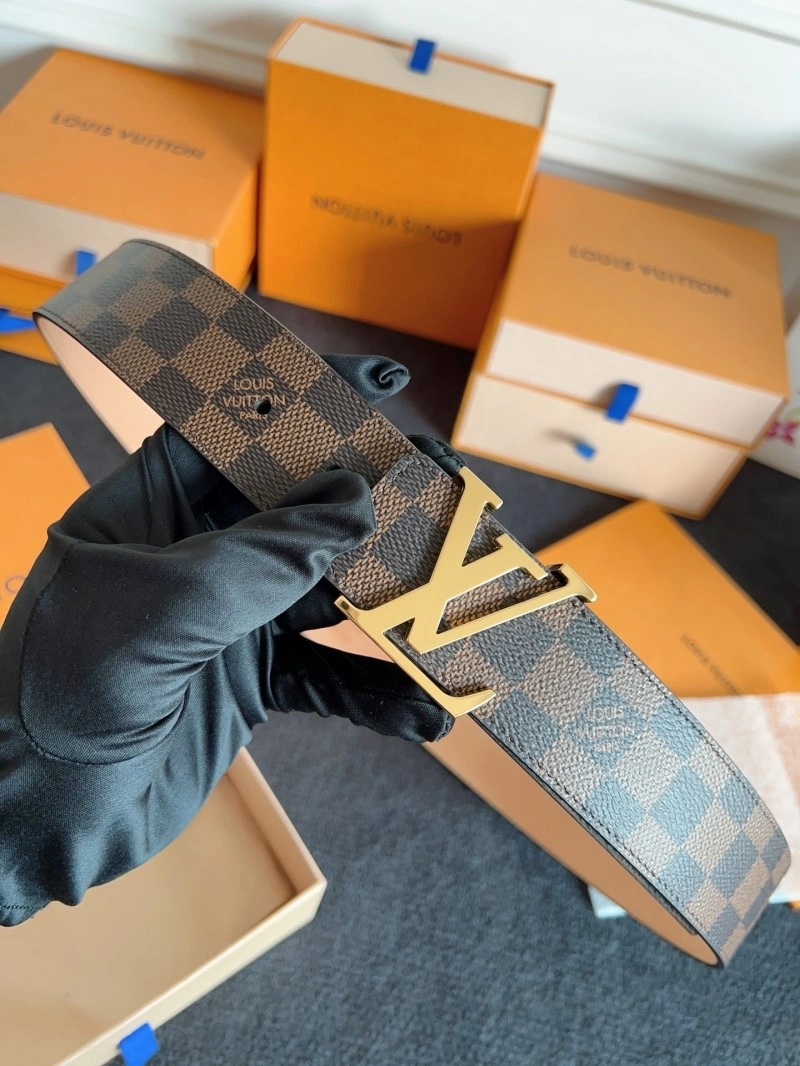 Breathable Louis Vuitton Belts 300823