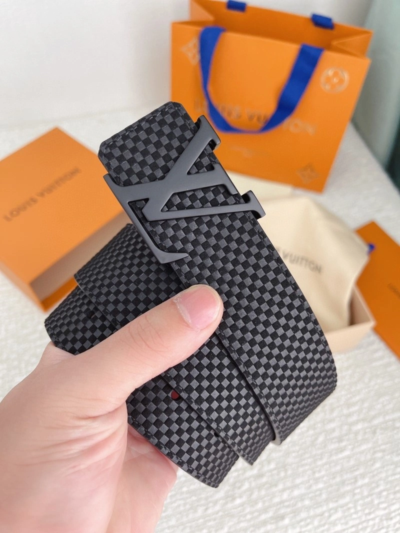 Neat Louis Vuitton Belts 300818