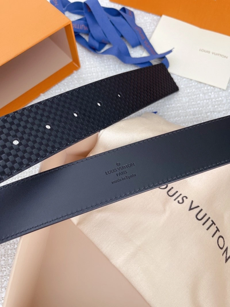 Neat Louis Vuitton Belts 300818