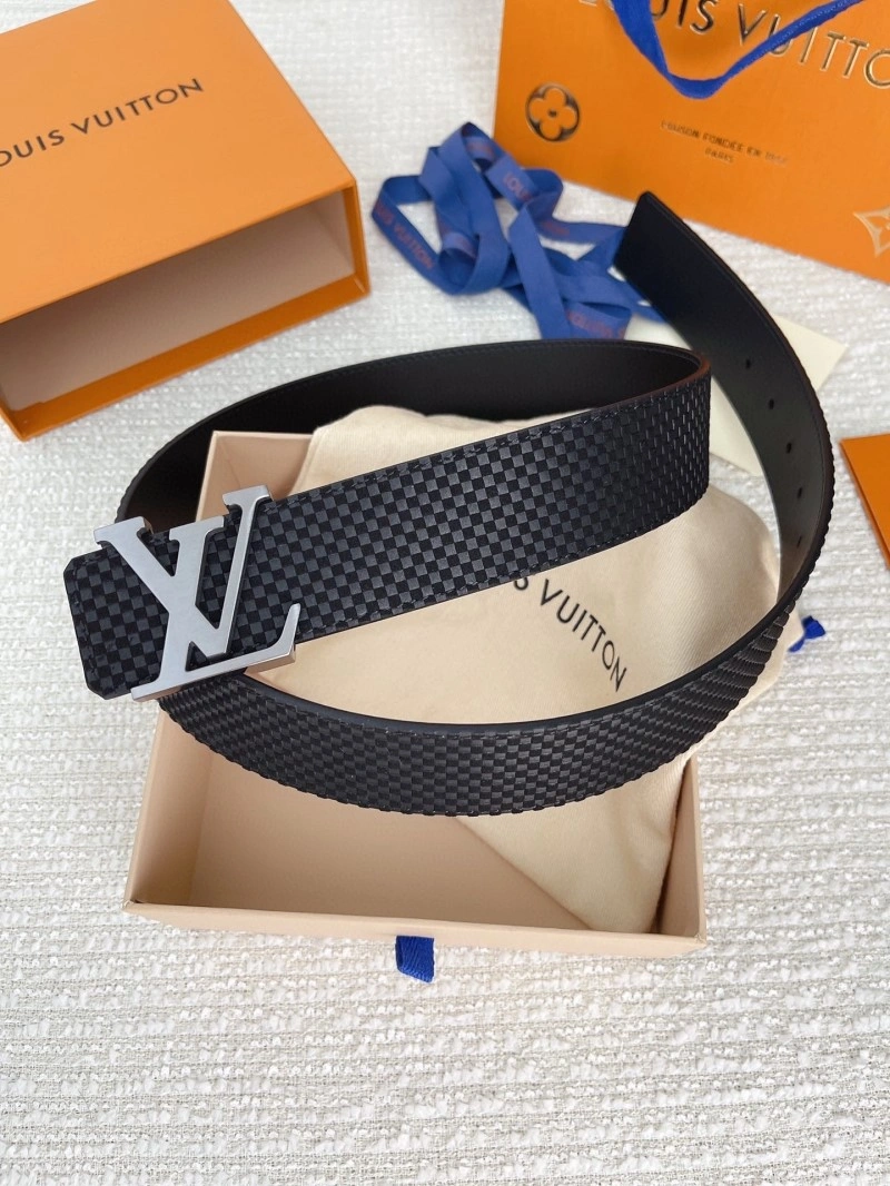 Louis Vuitton Belts Versatile 300816