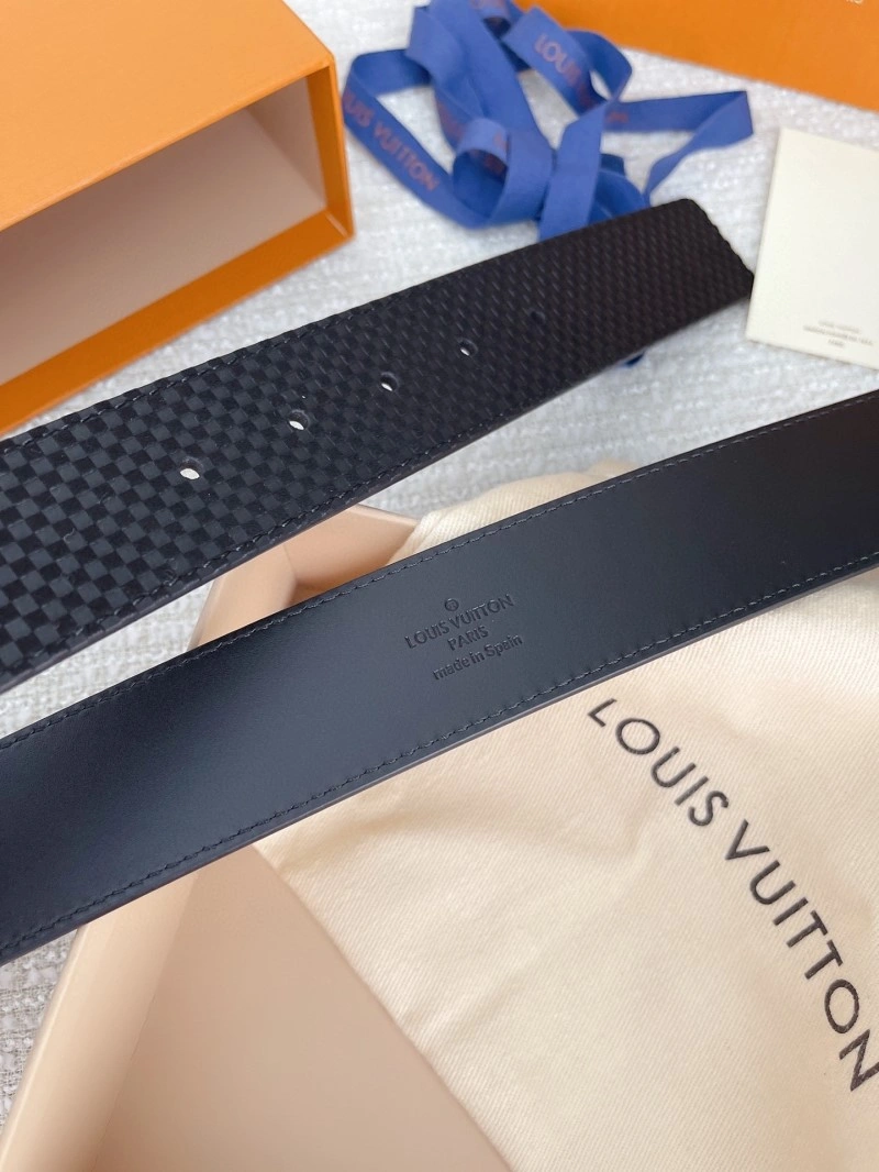 Louis Vuitton Belts Versatile 300816