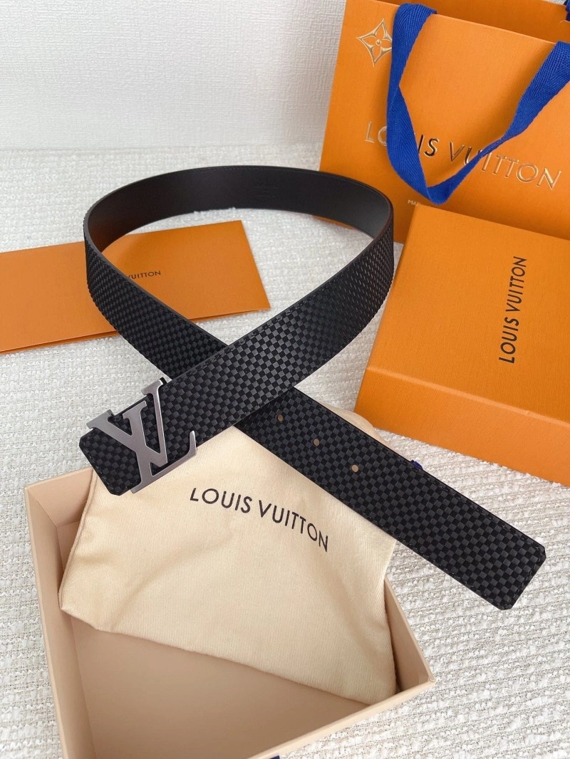 Louis Vuitton Belts Versatile 300816