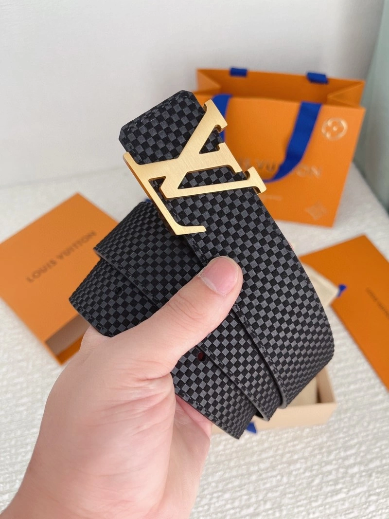 Unique Louis Vuitton Belts 300815