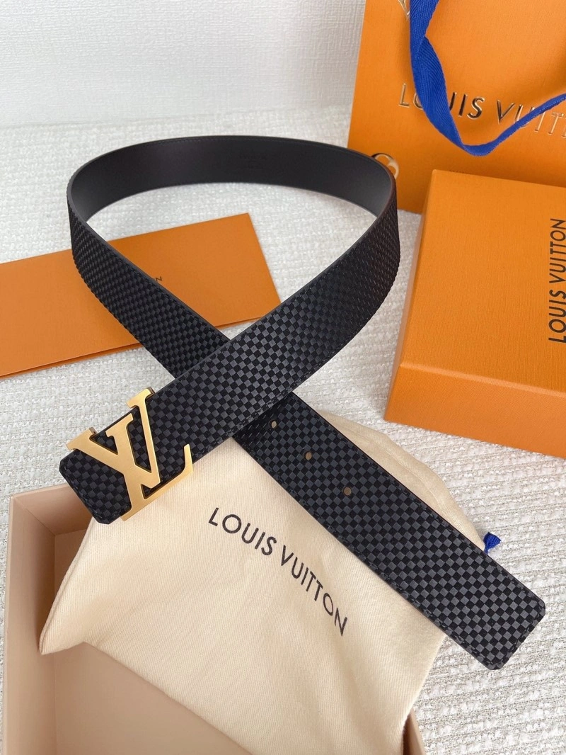 Unique Louis Vuitton Belts 300815