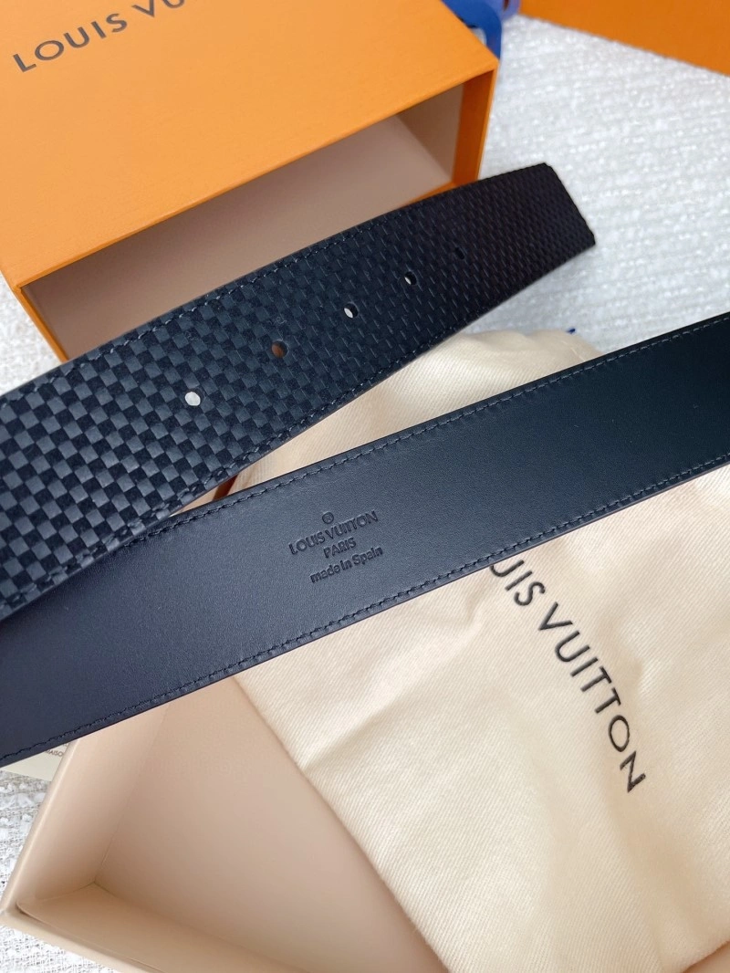 Louis Vuitton Belts TravelReady 300802