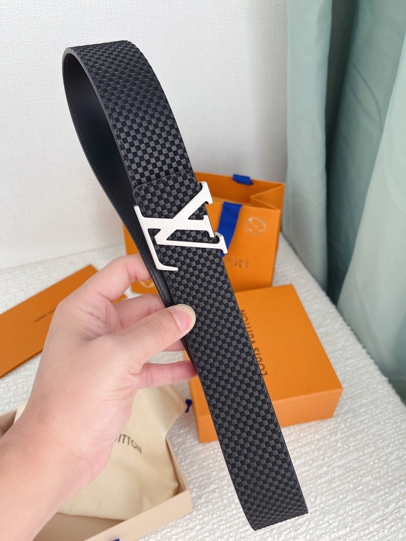 Louis Vuitton Belts TravelReady 300802
