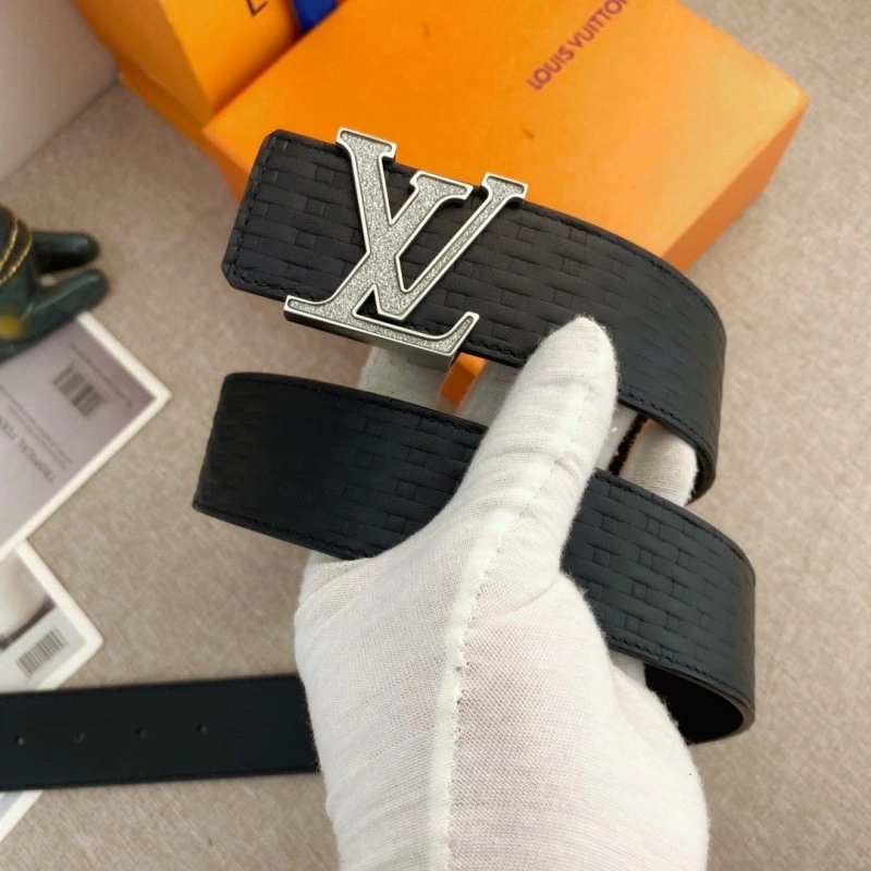 Louis Vuitton Belts WrinkleFree 300812