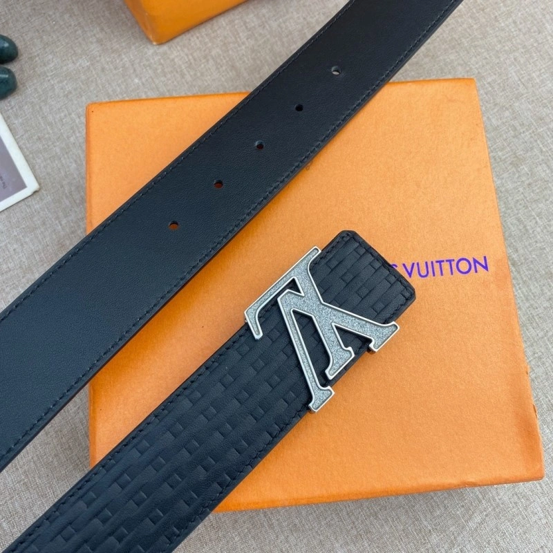 Louis Vuitton Belts WrinkleFree 300812