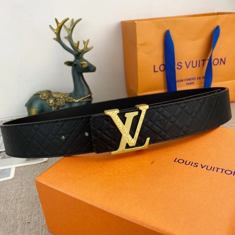 WellDesigned Louis Vuitton Belts 300808