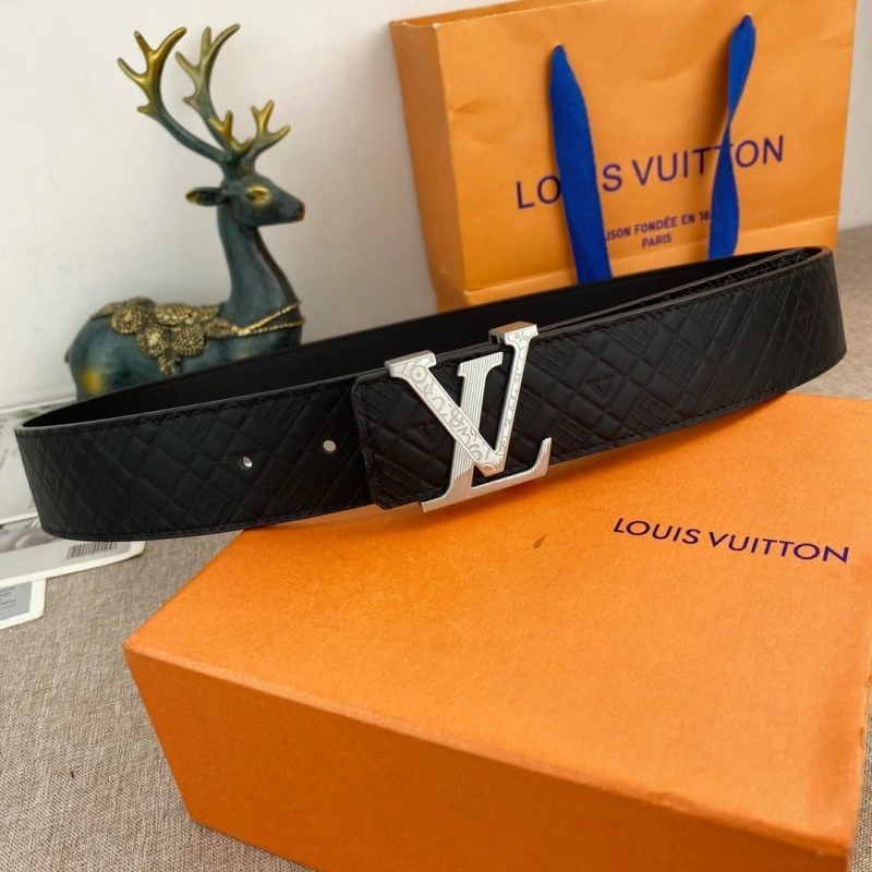 Lightweight Louis Vuitton Belts 300805