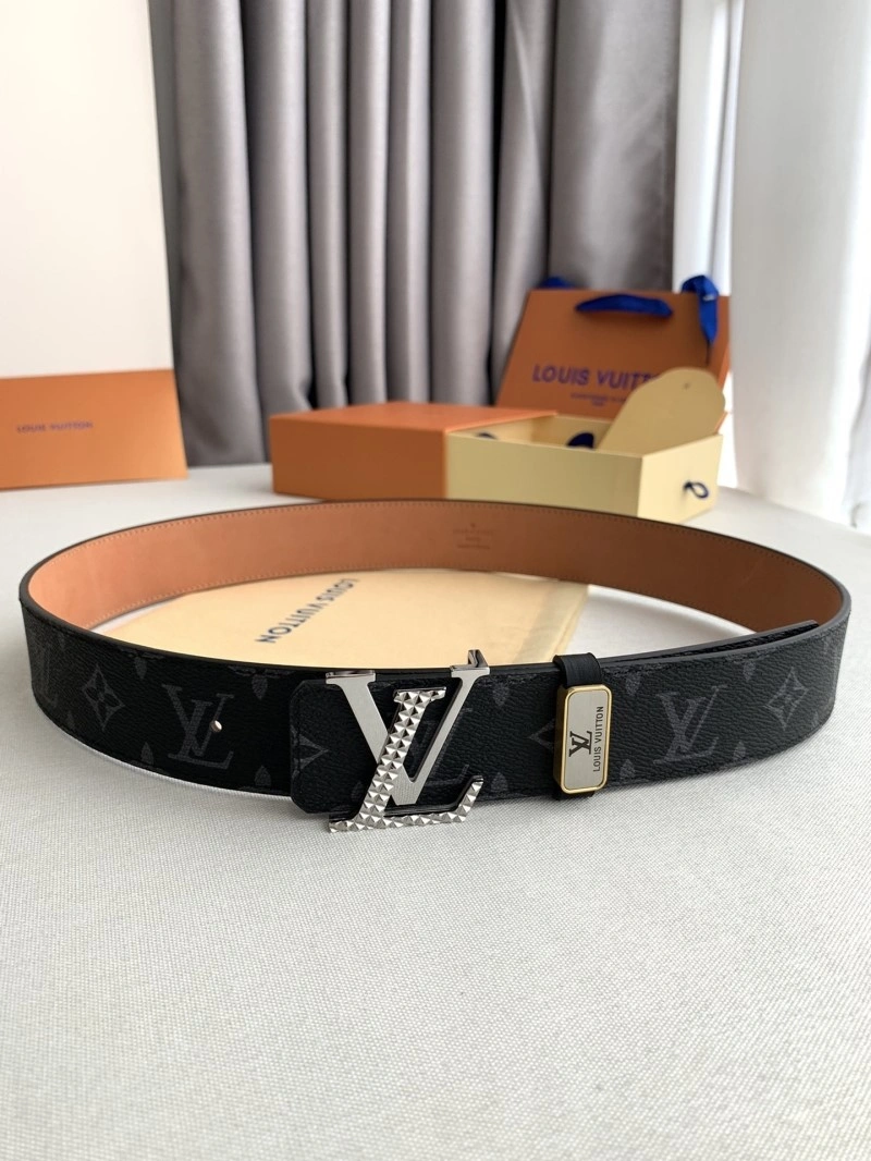 Sleek Louis Vuitton Belts 300803