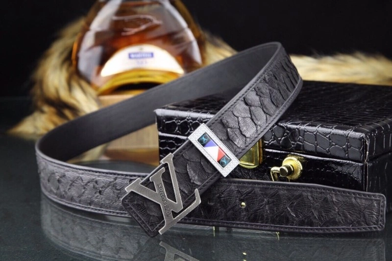 EyeCatching Louis Vuitton Belts 300813