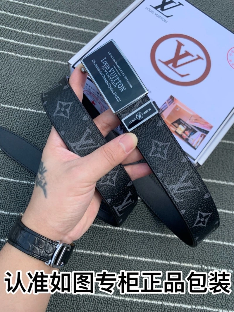 Louis Vuitton Belts Practical 300784