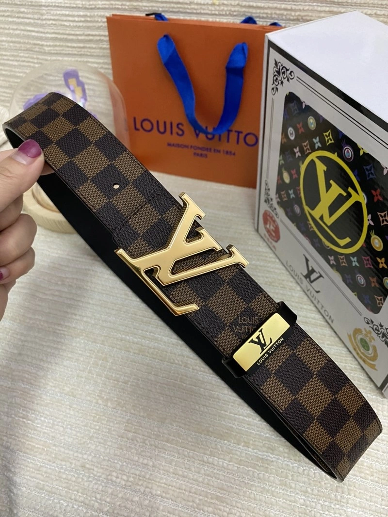 Elegant Louis Vuitton Belts 300773