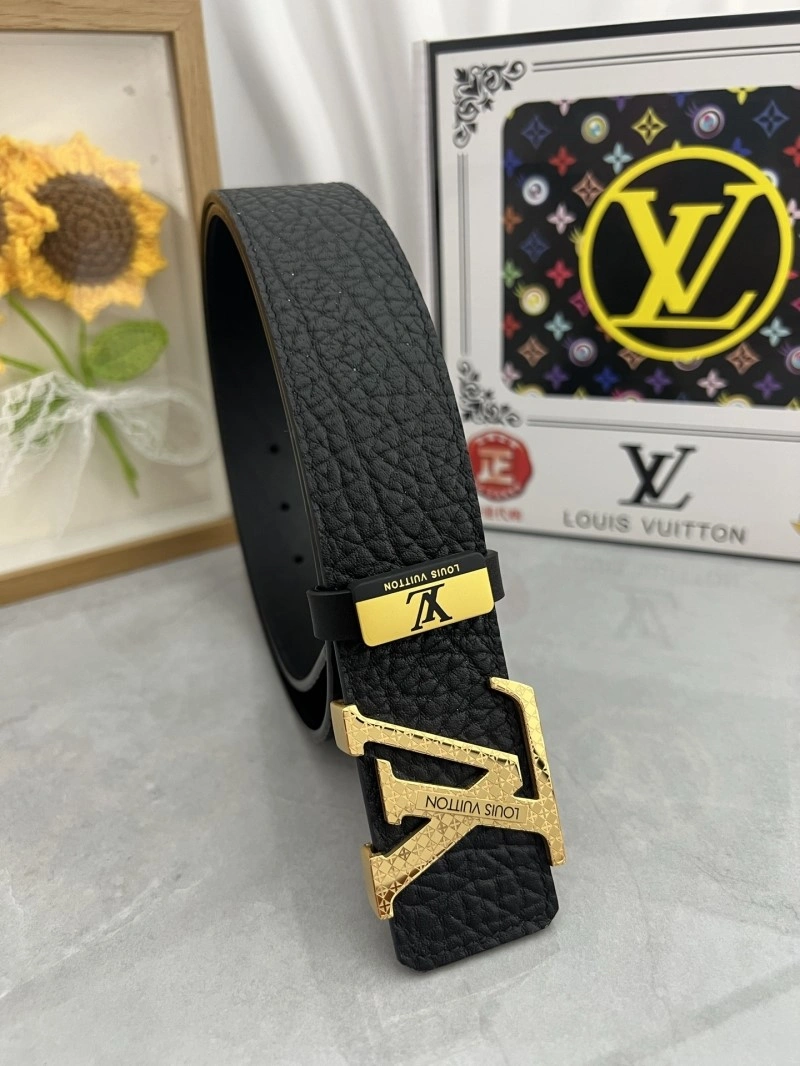 Functional Louis Vuitton Belts 300759