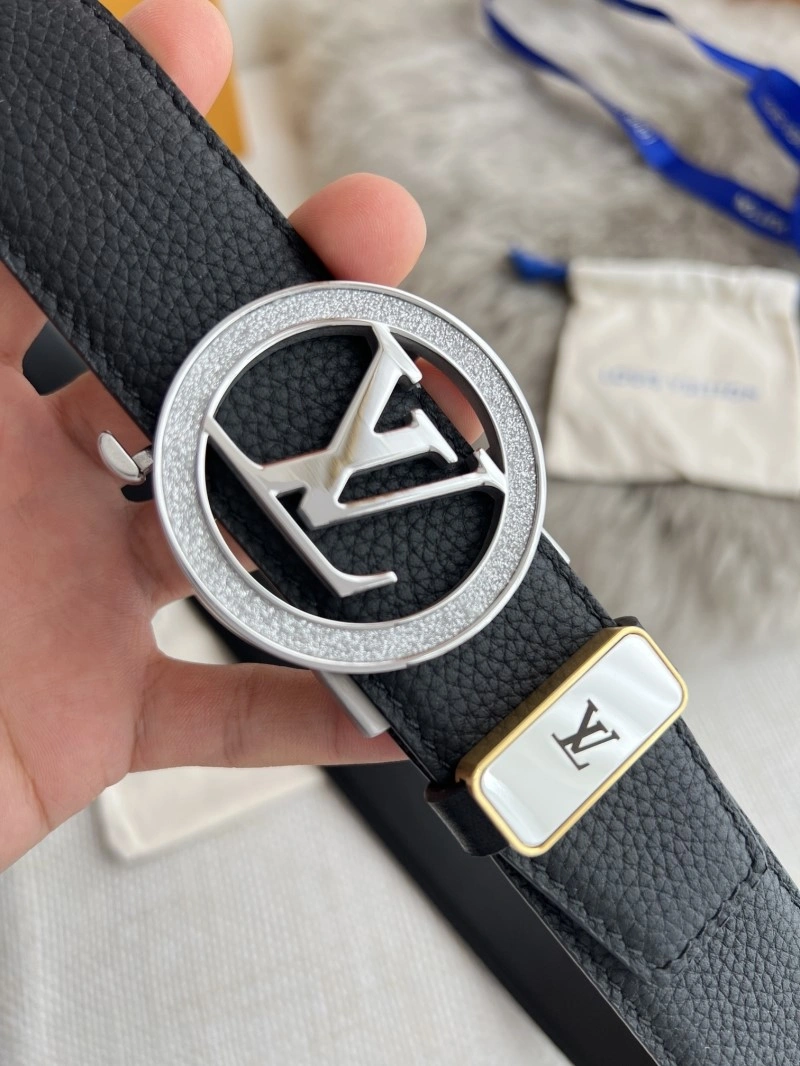 Louis Vuitton Belts Durable 300774