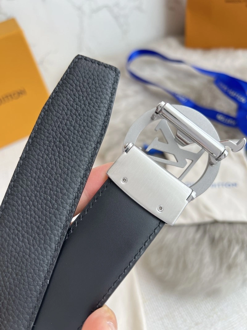 Louis Vuitton Belts Durable 300774