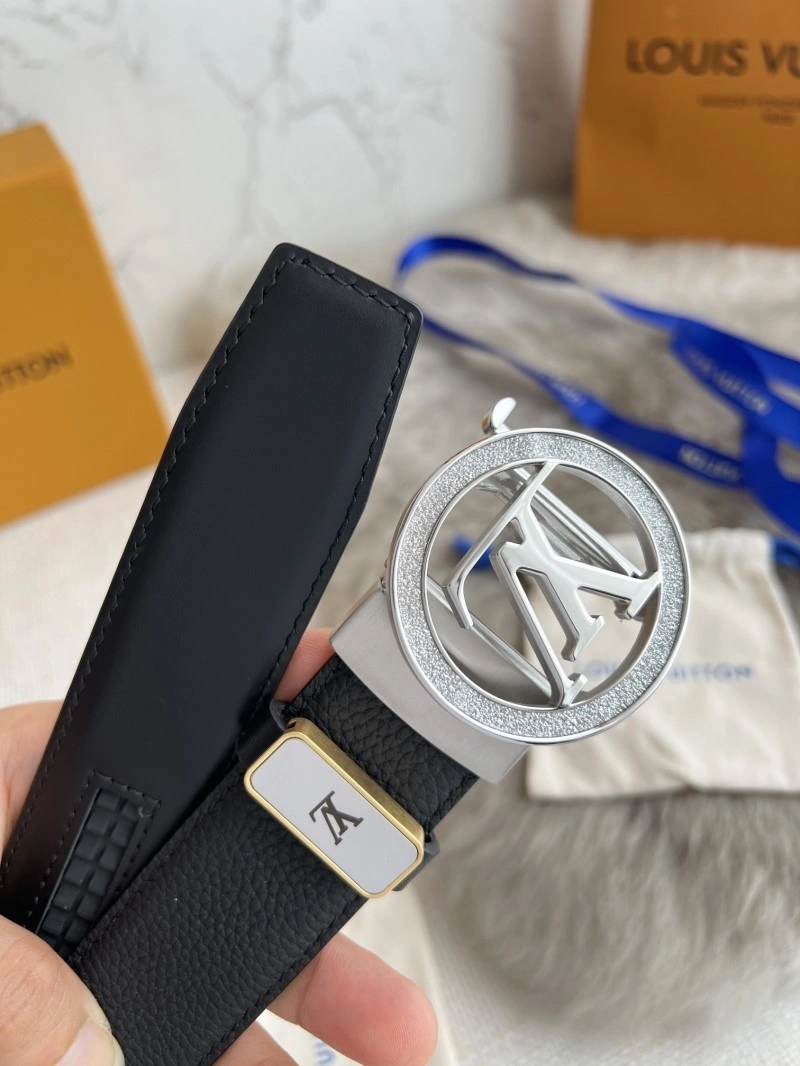 Louis Vuitton Belts Durable 300774