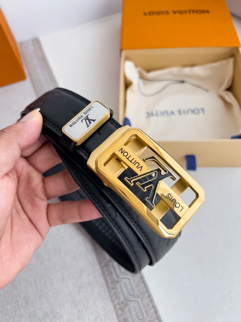 Louis Vuitton Belts Youthful 300747