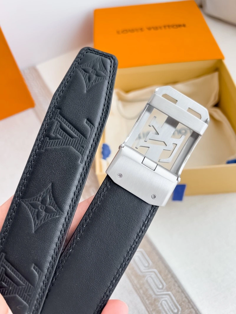 Contemporary Louis Vuitton Belts 300750