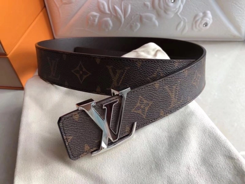 Sustainable Louis Vuitton Belts 300756