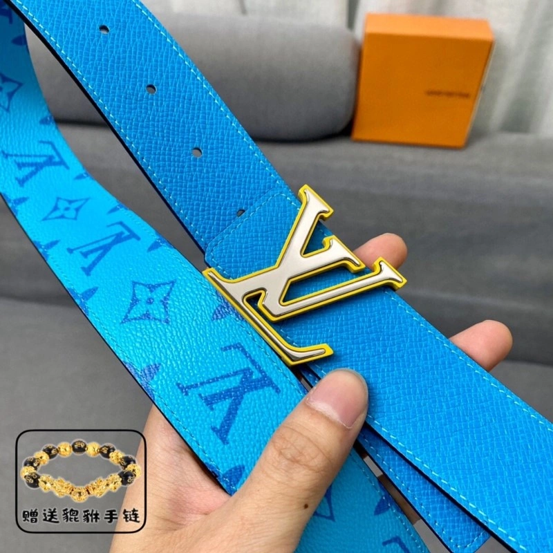 Minimalist Louis Vuitton Belts 300725