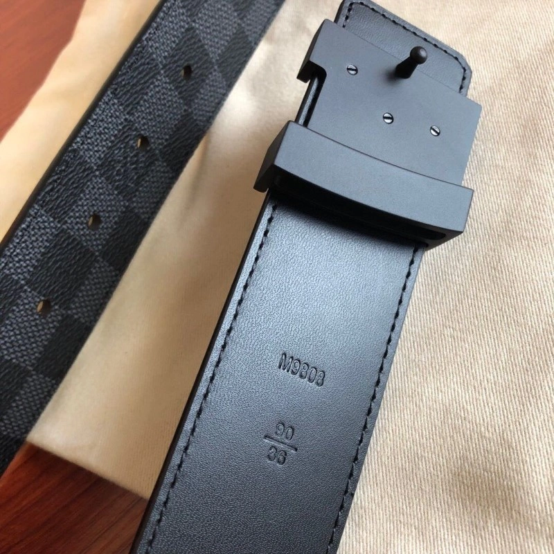 Louis Vuitton Belts Trendy 300709