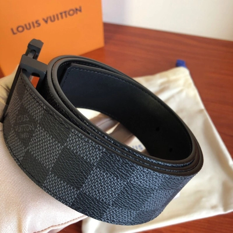 Louis Vuitton Belts Trendy 300709