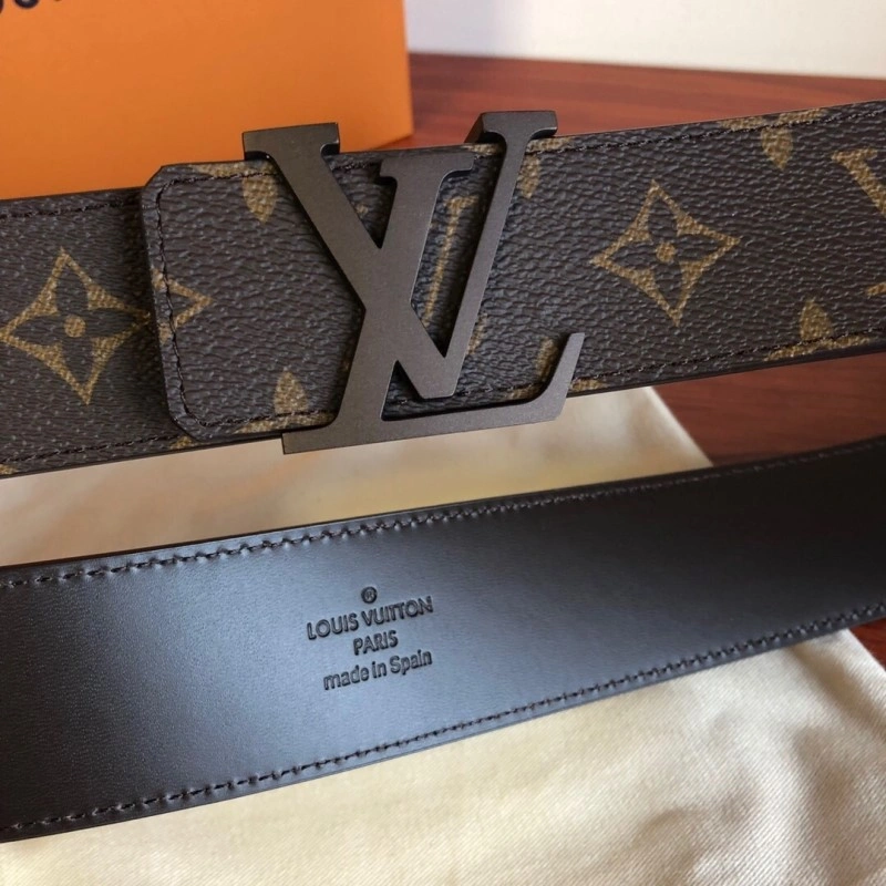 Breathable Louis Vuitton Belts 300730