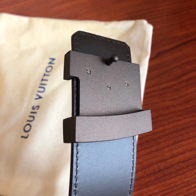 Breathable Louis Vuitton Belts 300730