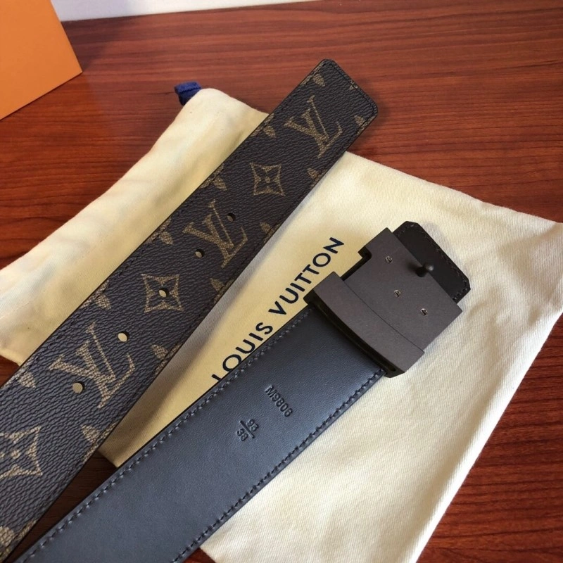 Breathable Louis Vuitton Belts 300730