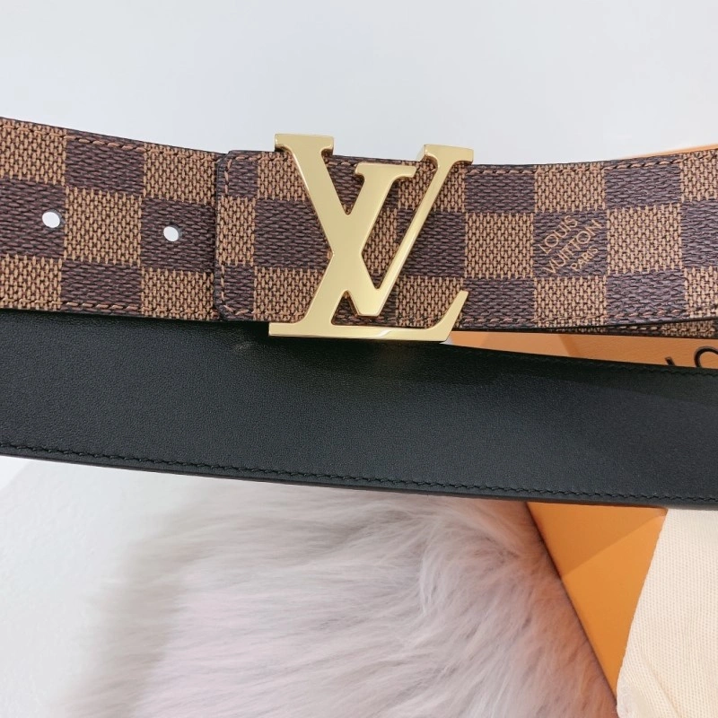 Neat Louis Vuitton Belts 300738