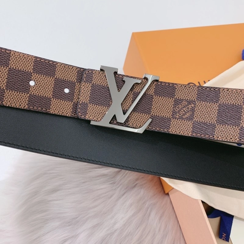 Louis Vuitton Belts Attractive 300743