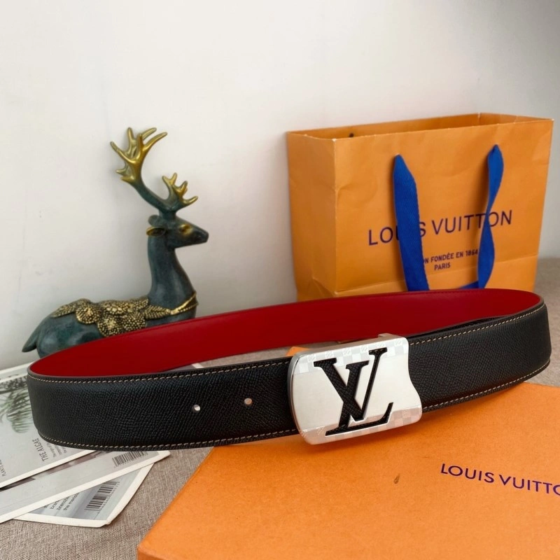 Lightweight Louis Vuitton Belts 300705