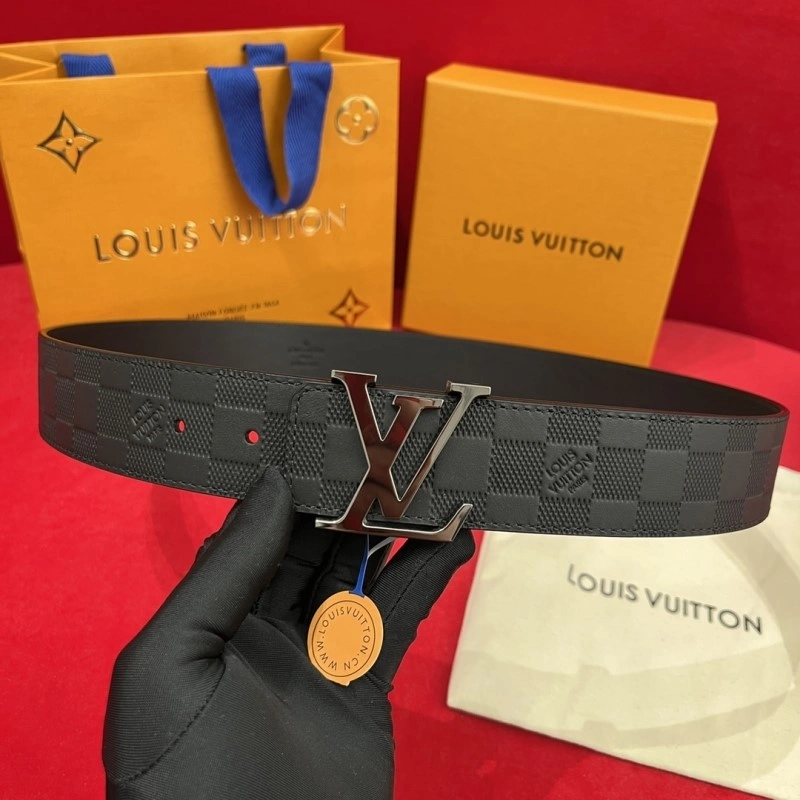 MultiPurpose Louis Vuitton Belts 300697