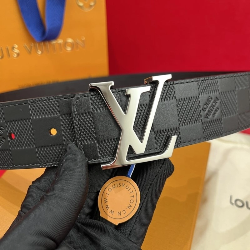 Cozy Louis Vuitton Belts 300674