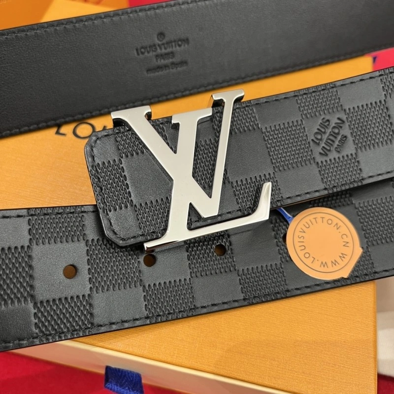Cozy Louis Vuitton Belts 300674