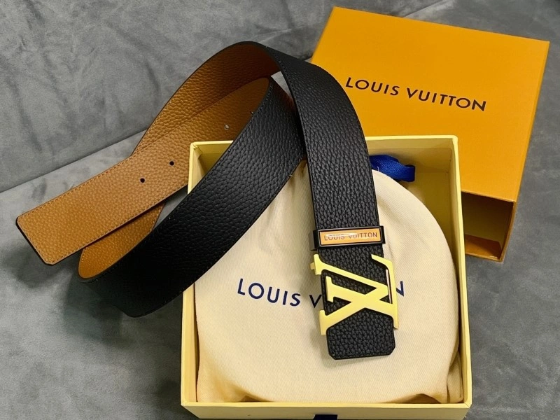 Compact Louis Vuitton Belts 300684