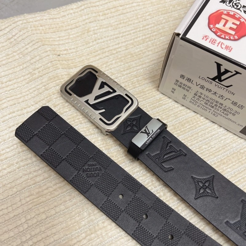 Louis Vuitton Belts Attractive 300659