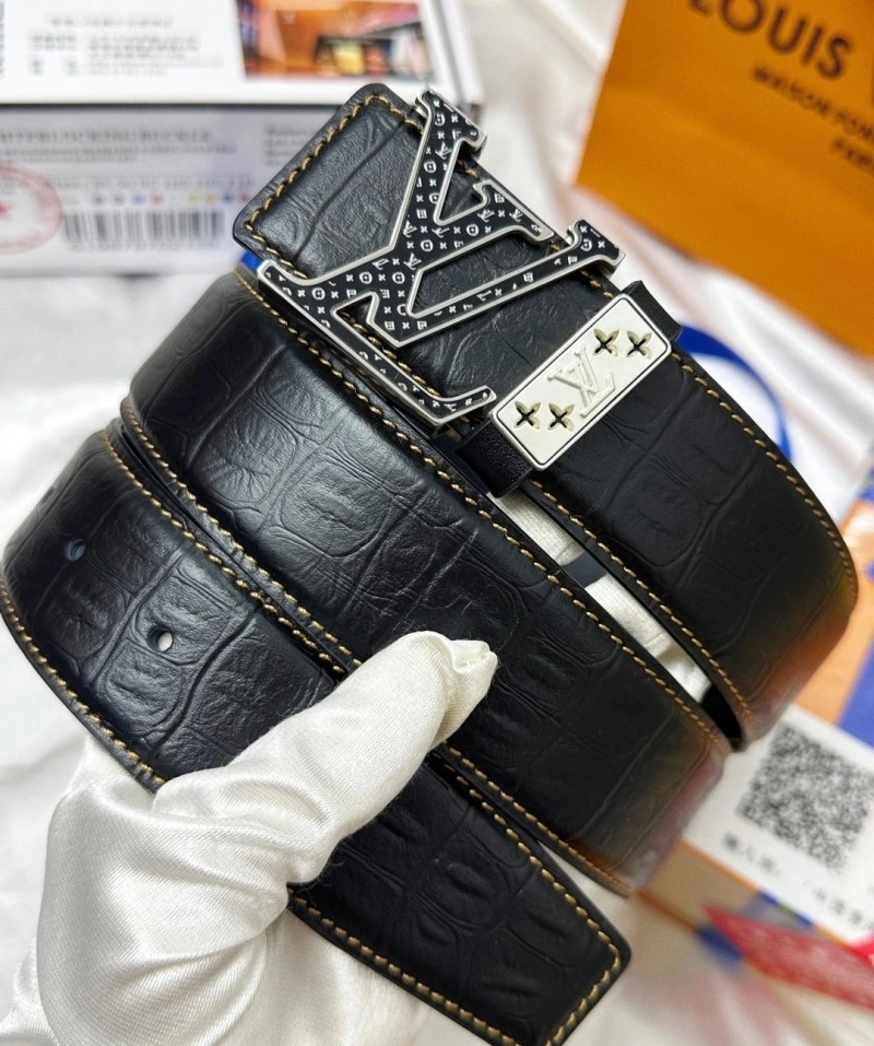 ZipUp Louis Vuitton Belts 300654